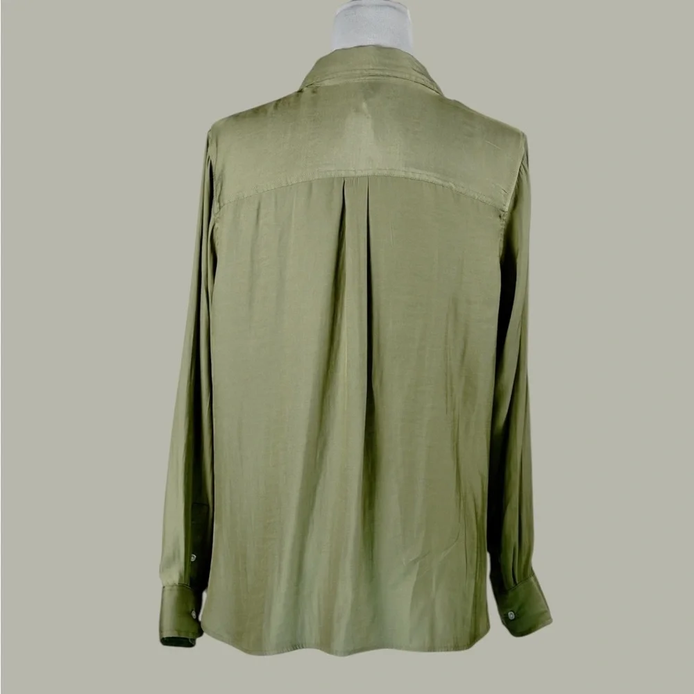 Banana Republic Olive Green Dillon Long Sleeve Button-Up Shirt – Size L